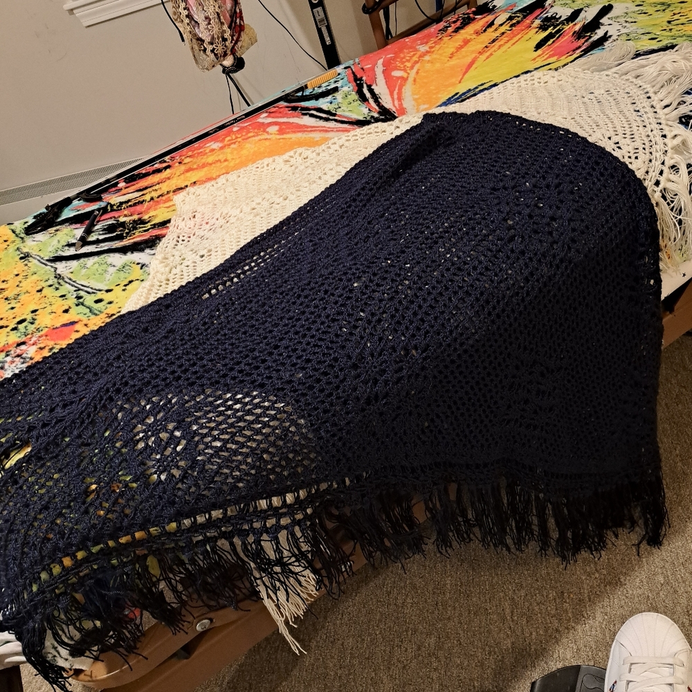 2 knitted scarves or shawls
